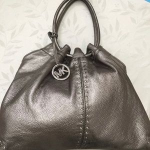 SOLD!!!! Michael Kors Astor studded Ring Tote EUC